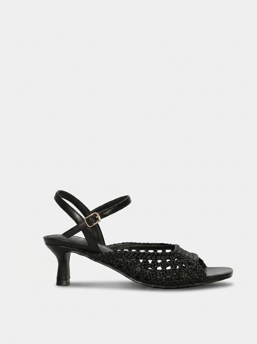 Sand&aacute;lia salto m&eacute;dio image number null